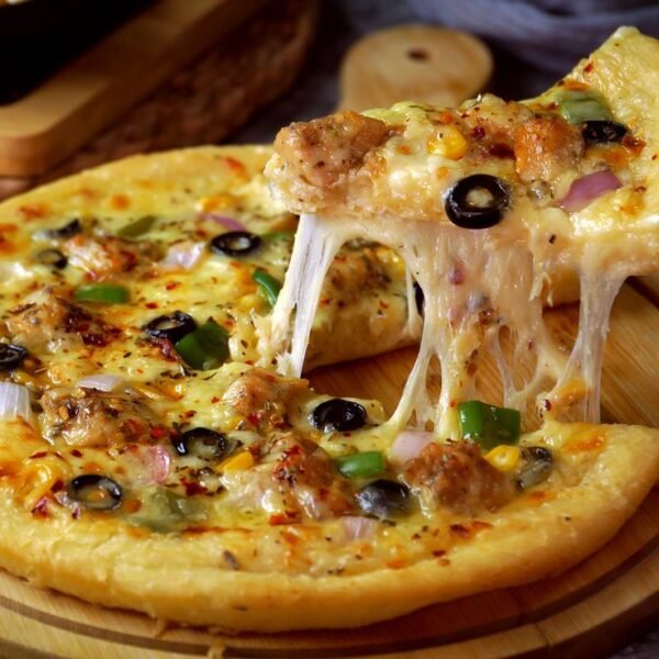 Malai Chicken Pizza